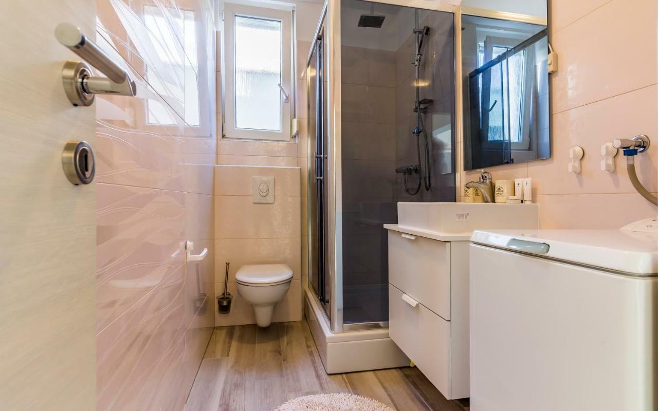Apartment Mika Pula Zewnętrze zdjęcie