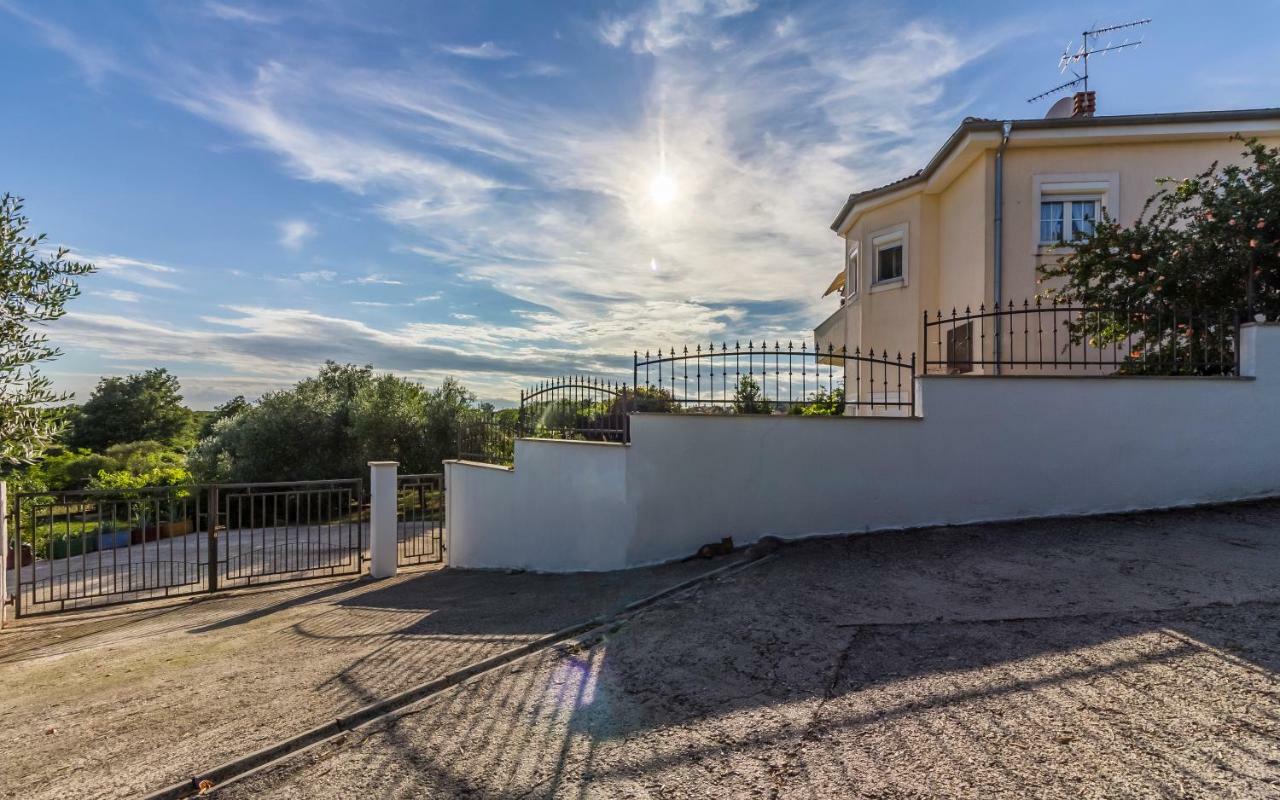 Apartment Mika Pula Zewnętrze zdjęcie