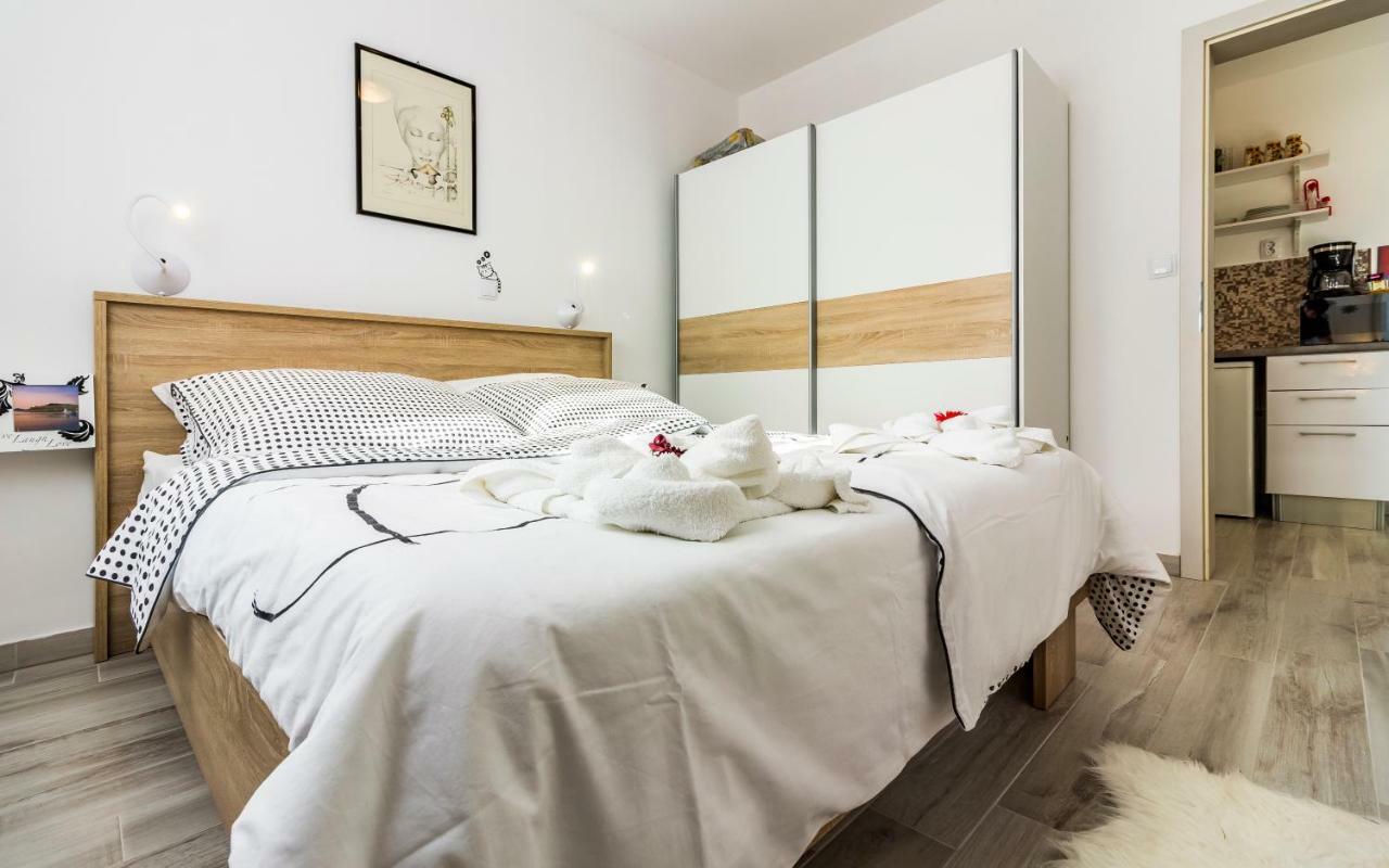 Apartment Mika Pula Zewnętrze zdjęcie